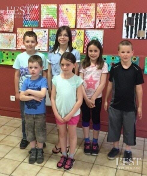 Les élèves exposent leurs travaux